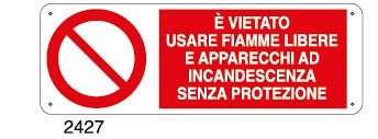 E' vietato usare fiamme libere e apparecchi ad incandescenza senza protezione