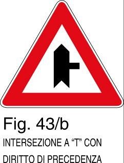 Intersezione a "T" con diritto di precedenza