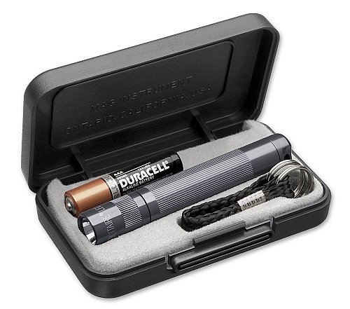 Torcia Maglite Solitaire Led - batteria 1AAA inclusa grigia confezione regalo